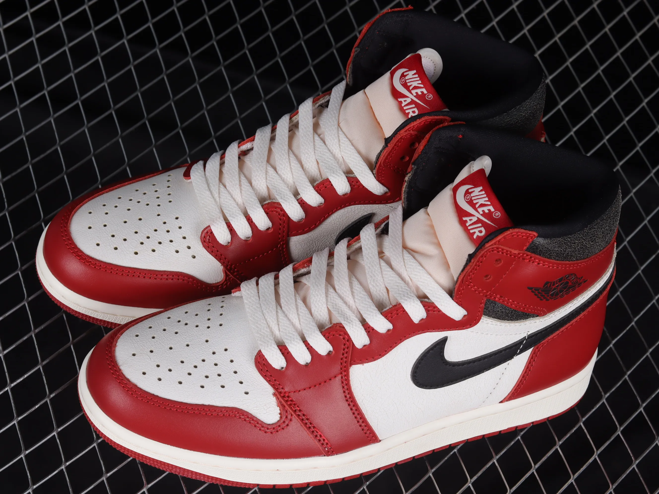 All categories Air Jordan Jordan series basketball shoes Air Jordan 1 High LW version Air Jordan 1 High OG AJ1 Joe 1 new Chicago color DZ5485-612